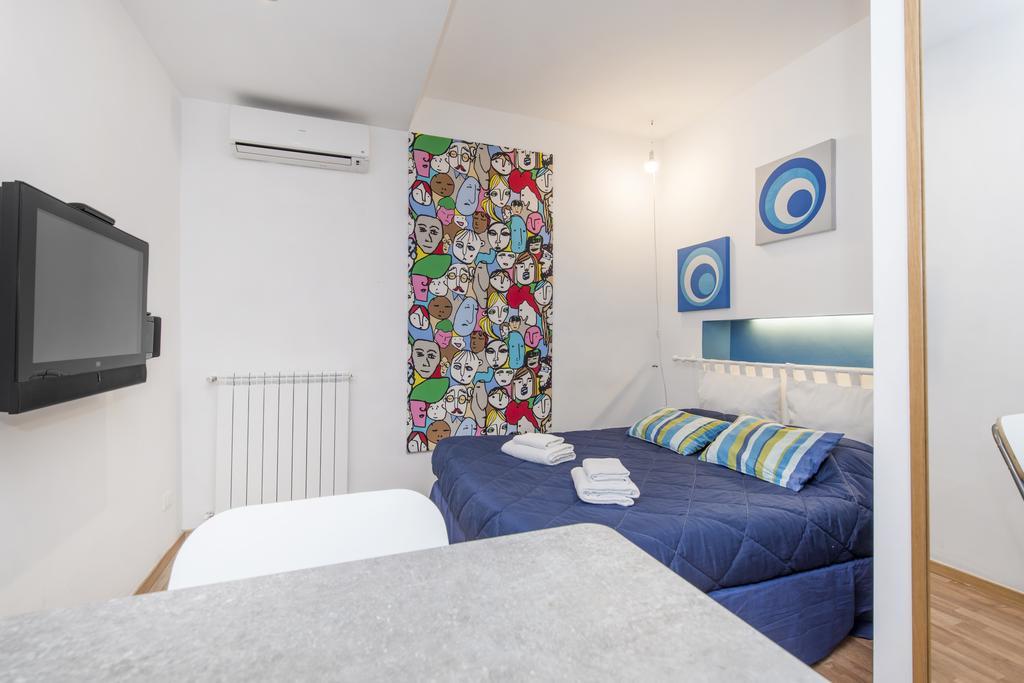 Apartment Colosseum Area - Manzoni Rome