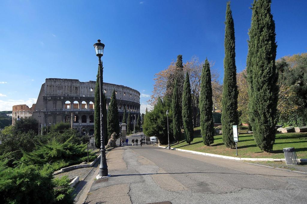 Colosseum Area - Manzoni Rome
