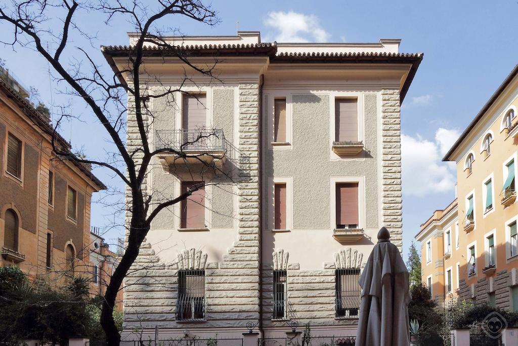 Colosseum Area - Manzoni *