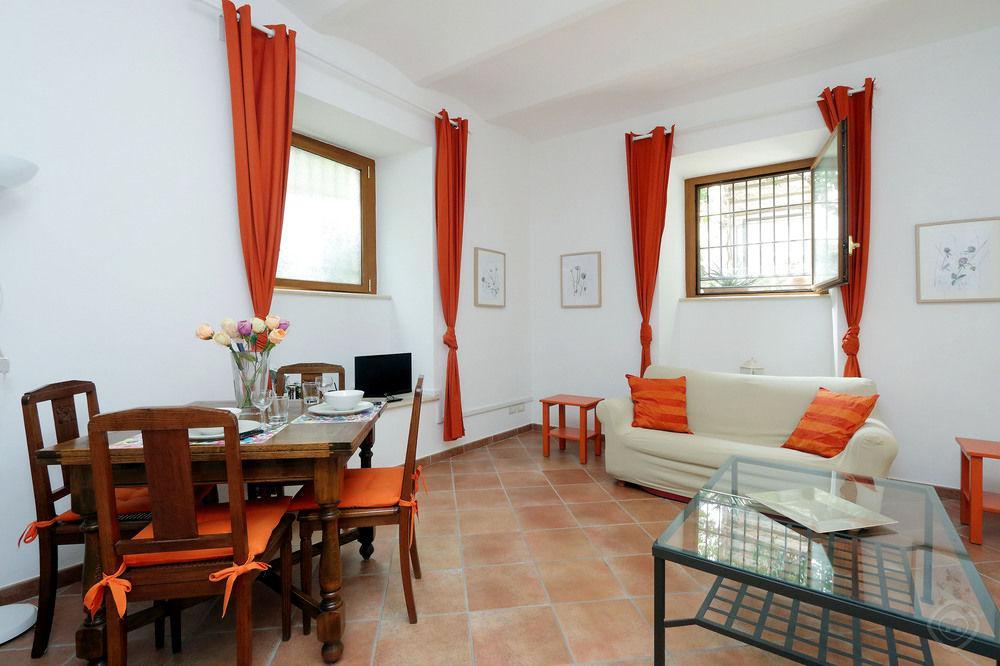 Colosseum Area - Manzoni Apartment *